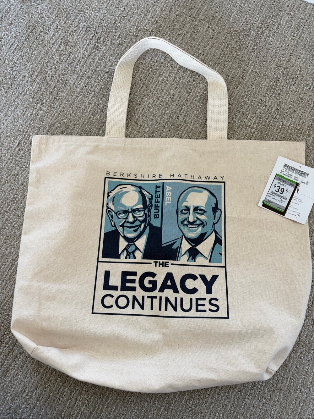 NWT 2026 Berkshire Hathaway Tote Bag .